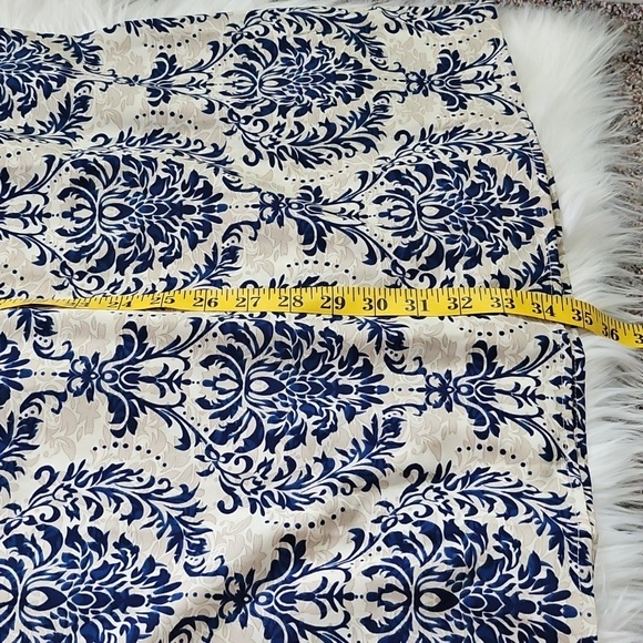 SHEIN Tan and Navy Blue Print Dress - Picture 13 of 14